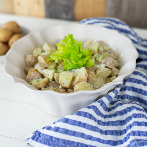 Potato salad with yogurt dressing