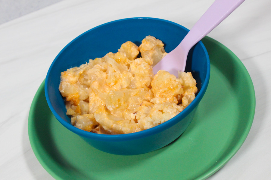 Slow cooker cheesy cauliflower
